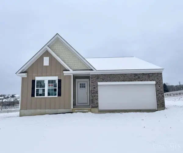 120 Magnolia Lane, Springboro, OH 45066