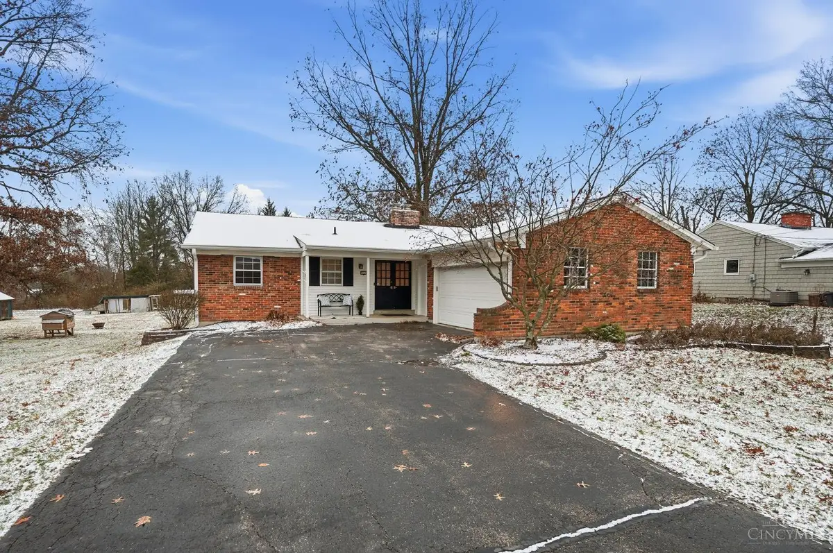 7945 Pfeiffer Road, Montgomery, OH 45242 - Image #1