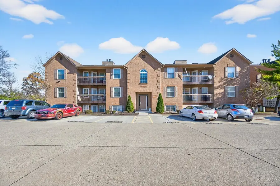 9450 Crockett Pass, West Chester, OH 45011 - Image #2