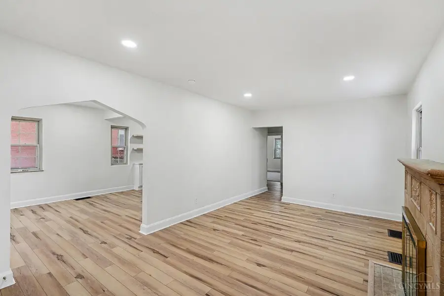 3823 Applegate, Cincinnati, OH 45211 - Image #2