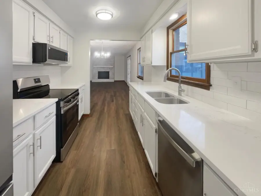 1110 Deerhaven Court, Miami Township, OH 45140 - Image #2