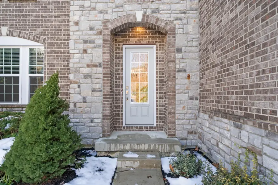 4051 Falling Creek Court, Sharonville, OH 45241 - Image #2