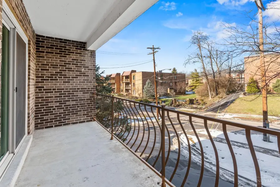 3563 Amberacres Drive #6, Cincinnati, OH 45237 - Image #2