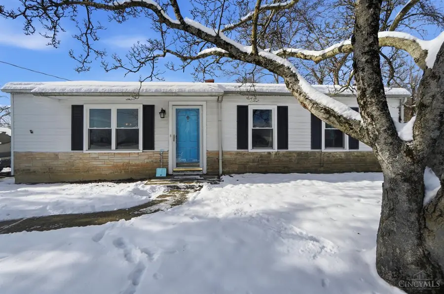 9695 Fernbrook Court, Springfield, OH 45231 - #2