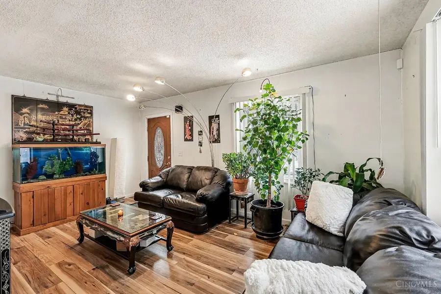 932 Lexington Avenue, Cincinnati, OH 45229 - Image #3