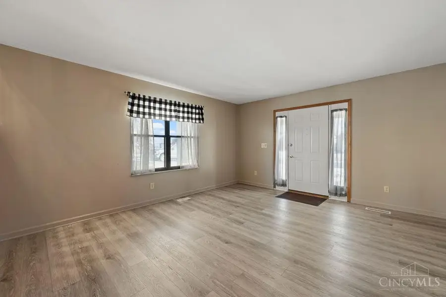 8951 Willowgate Lane, Dayton, OH 45424 - Image #2