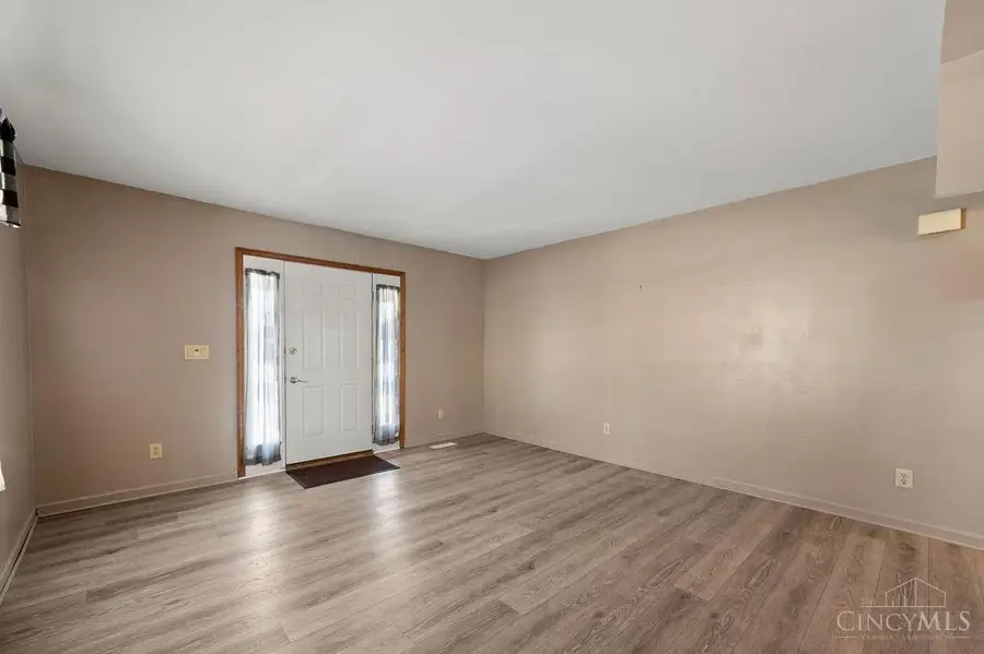 8951 Willowgate Lane, Dayton, OH 45424 - Image #3