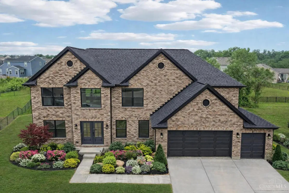 709 W Arlington Drive, Trenton, OH 45067 - Image #1