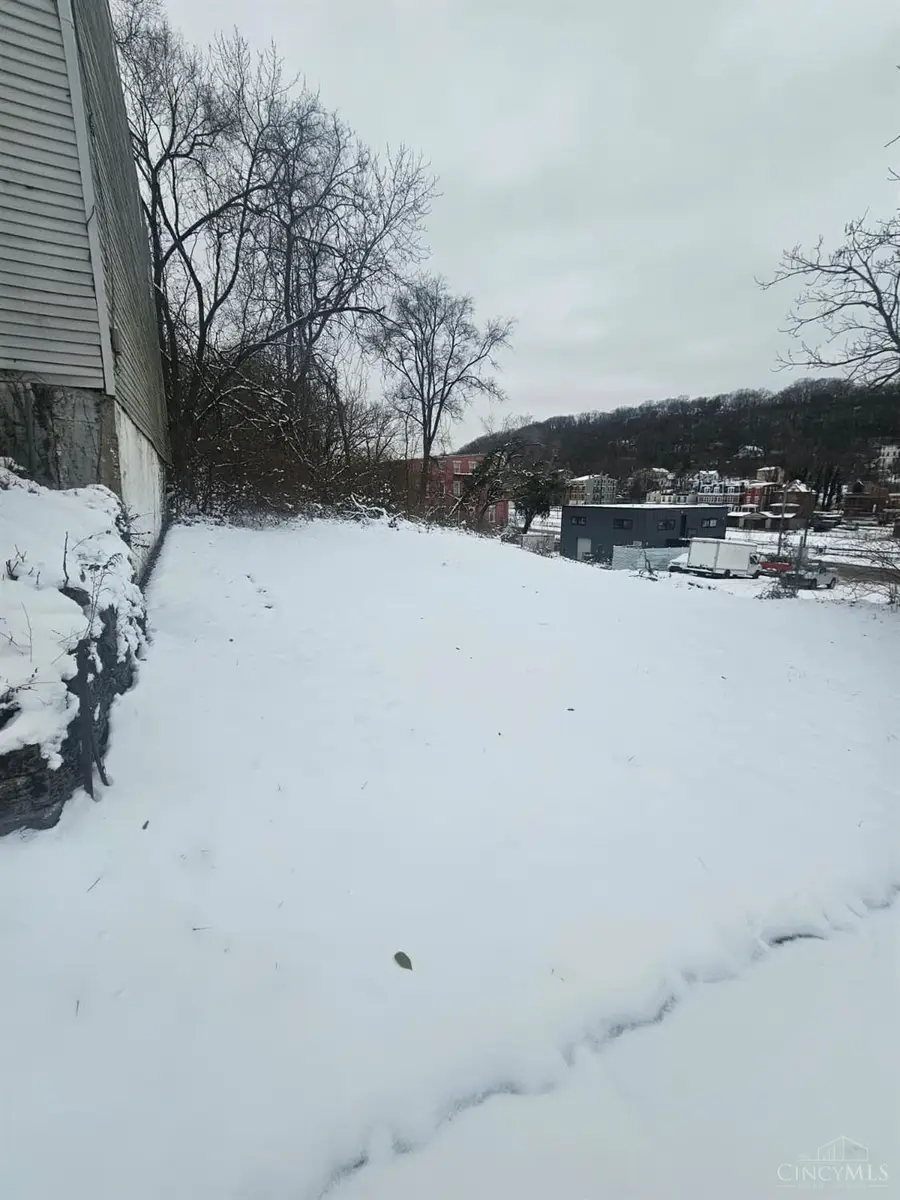 2227 Grand Avenue, Cincinnati, OH 45214 - Image #2