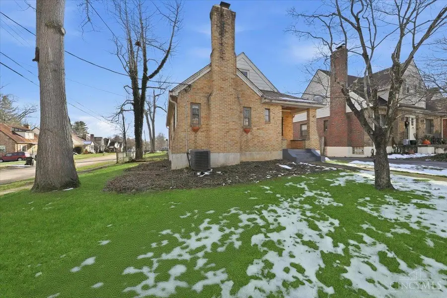 6123 Cambridge Avenue, Cincinnati, OH 45230 - Image #2