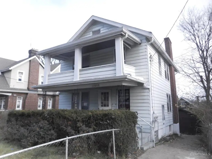 2124 Highland Avenue, Cincinnati, OH 45219 - Image #3