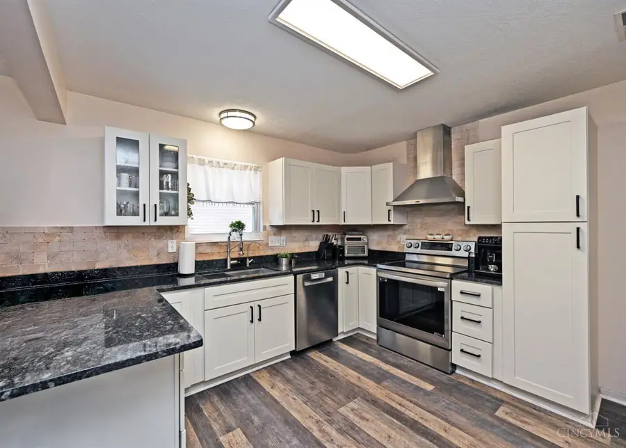 5919 Amanda Court, Loveland, OH 45140 - Image #2