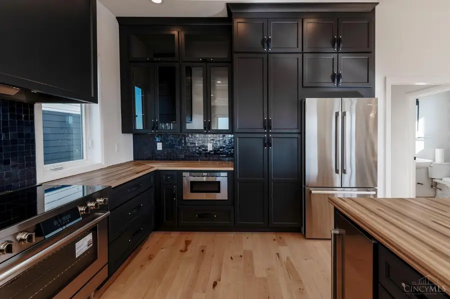 255 St Peters Street, Cincinnati, OH 45226 - Image #2