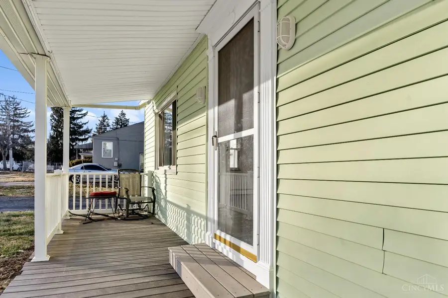 604 Smiley Avenue, Springdale, OH 45246 - #2