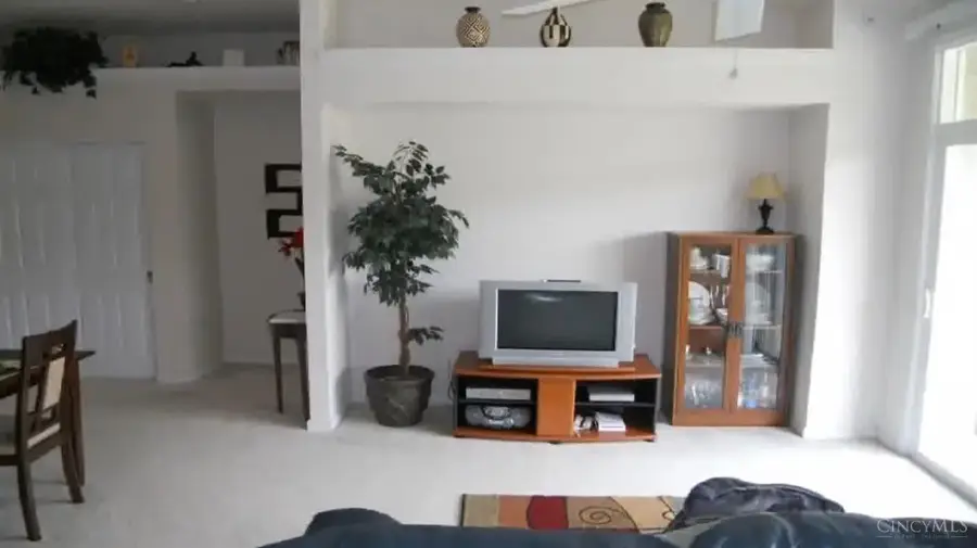 5835 Bayswater Drive, Mason, OH 45040 - Image #2