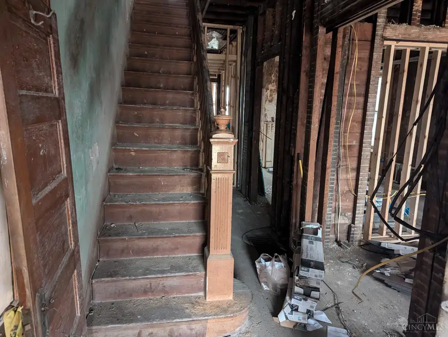 778 Ridgeway Avenue, Cincinnati, OH 45229 - Image #2