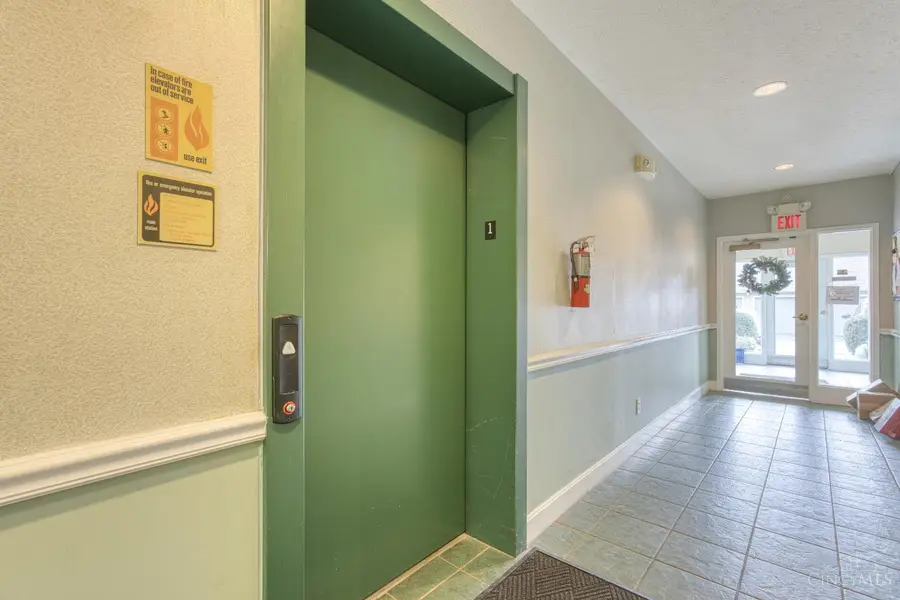 4931 N Arbor Woods #104, Green Township, OH 45248 - Image #3