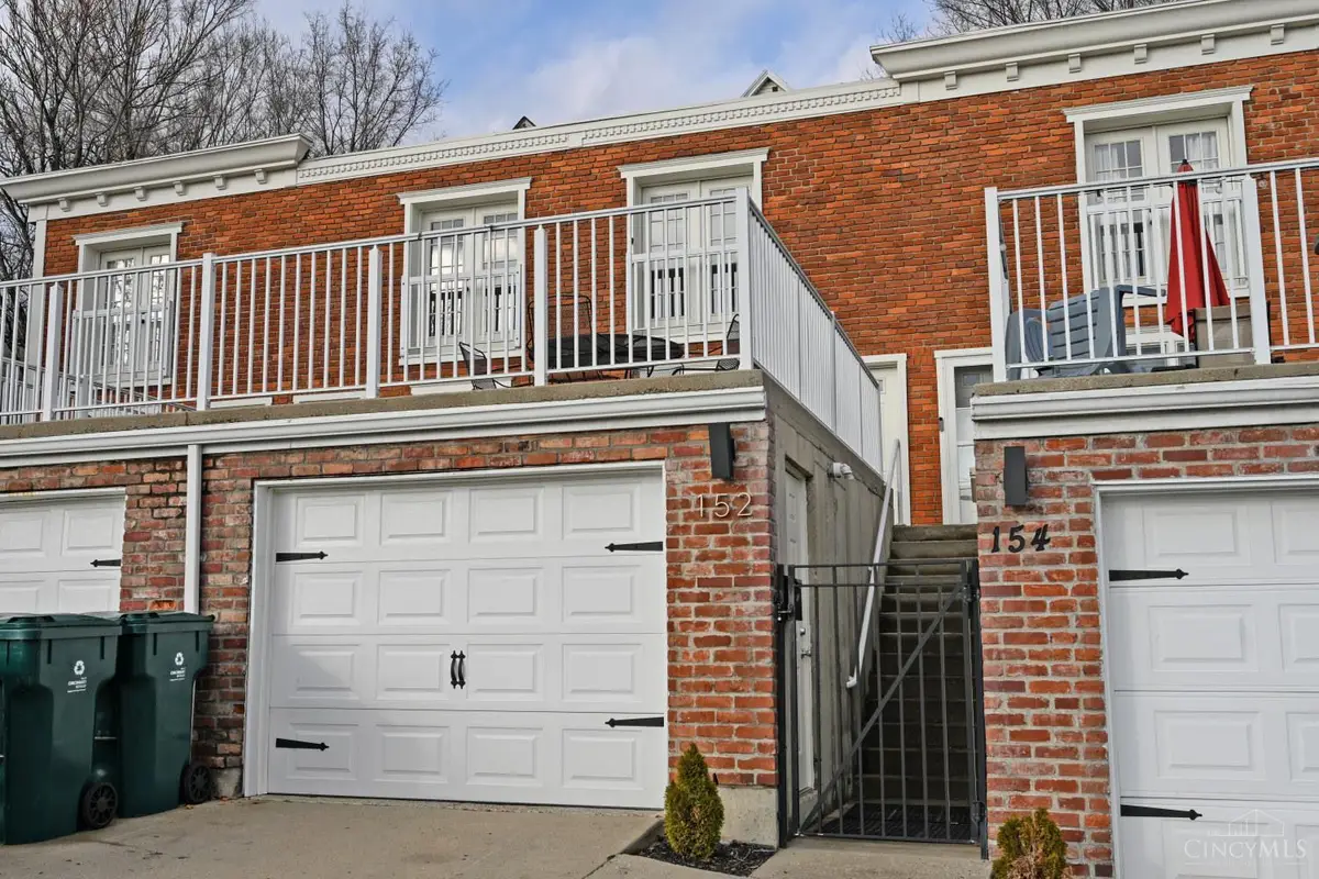 152 Dorchester Avenue, Cincinnati, OH 45219 - Image #1