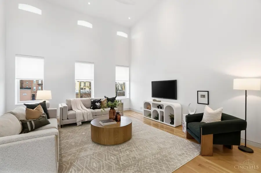 1824 Elm Street #2, Cincinnati, OH 45202 - #3