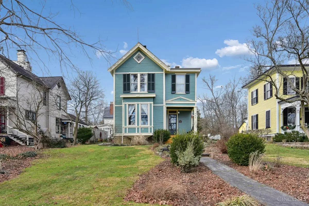 785 Greenville Avenue, Glendale, OH 45246 - Image #1