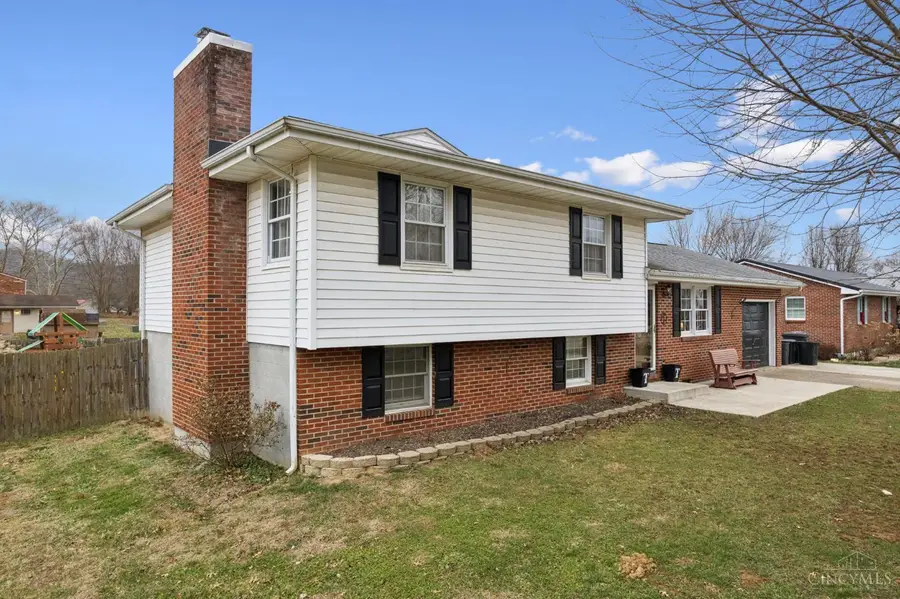 1885 Campbell Drive, Aberdeen, OH 45101 - Image #2