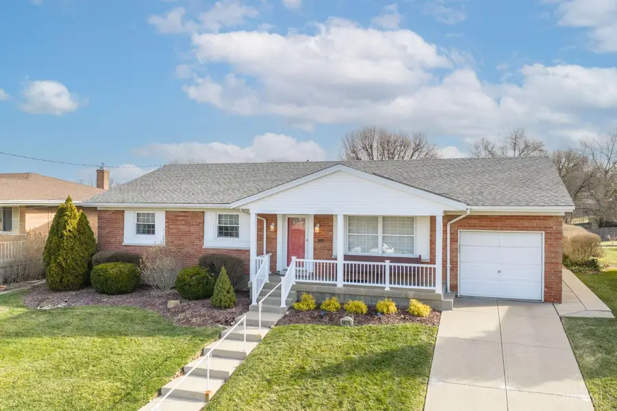 5679 Hollowview Court, Delhi, OH 45233 - Image #2