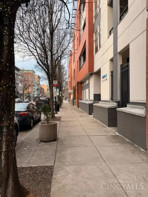 1150 Vine Street #15, Cincinnati, OH 45202