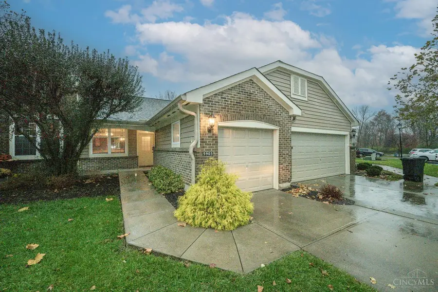 5905 Castlewood Crossing, Mulberry, OH 45150 - Image #2