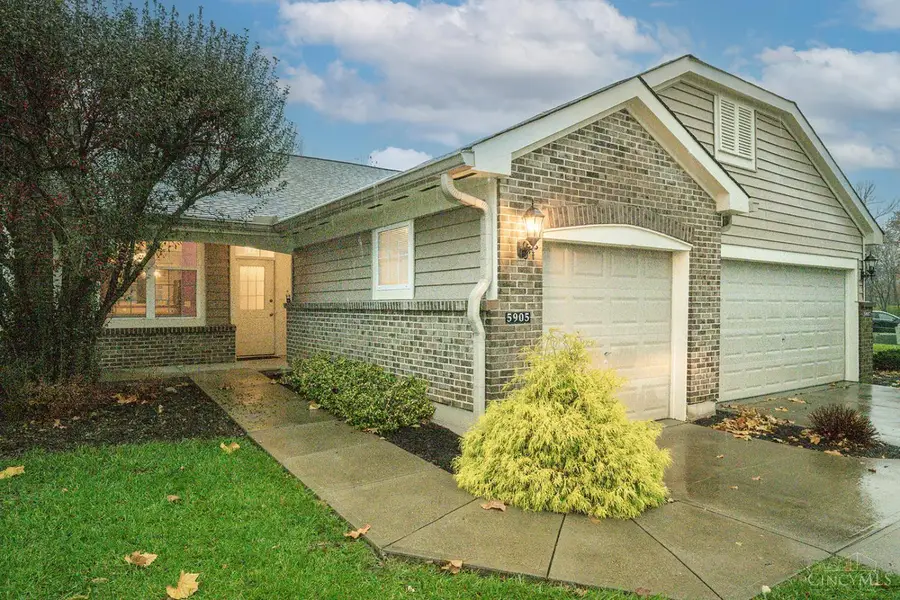 5905 Castlewood Crossing, Mulberry, OH 45150 - Image #3