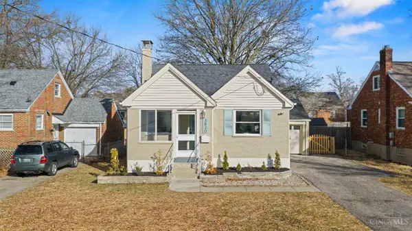 3830 S Broadlawn Circle, Silverton, OH 45236