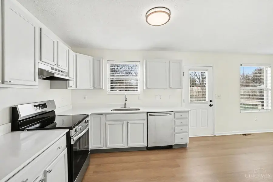 7985 Kenneth Street, West Chester, OH 45069 - Image #3