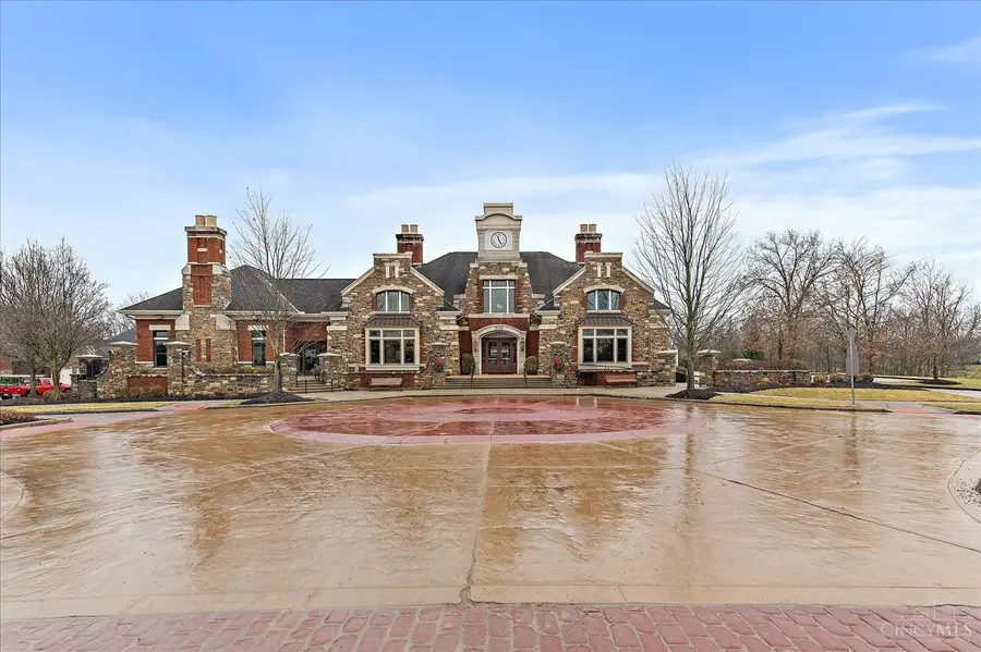 220 Vintage Club Drive #104, Montgomery, OH 45249 - Image #2