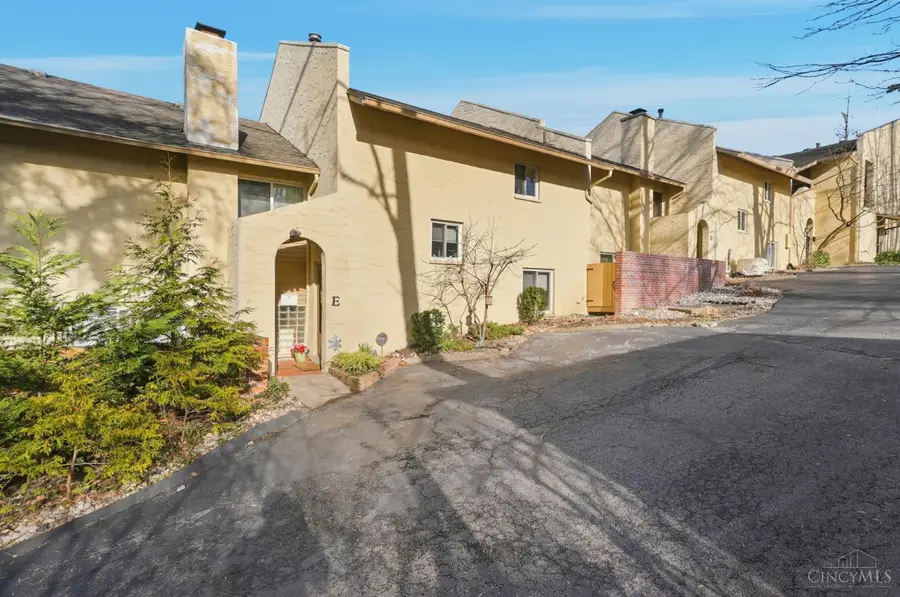 2111 Sutton Avenue #E, Cincinnati, OH 45230 - Image #3