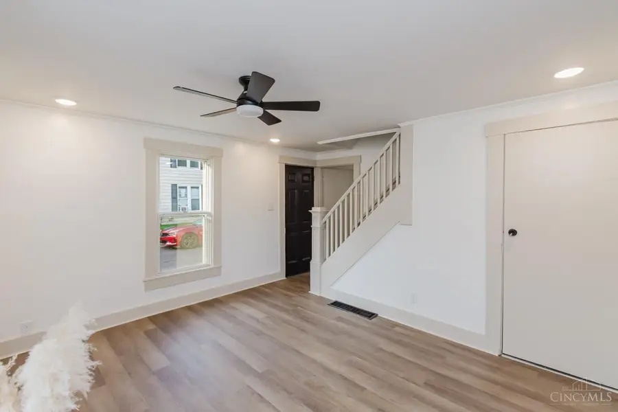 555 E Sycamore Street, Miamisburg, OH 45342 - Image #2