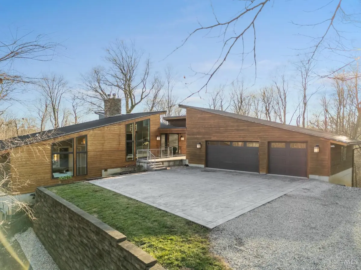 8675 Camargo Club Drive, Indian Hill, OH 45243 - Image #1