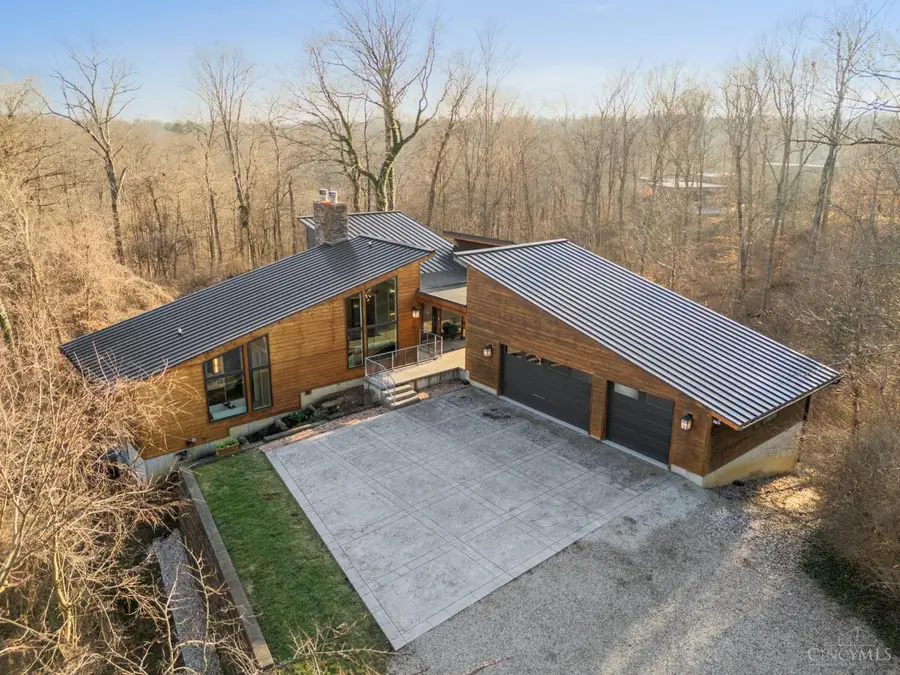 8675 Camargo Club Drive, Indian Hill, OH 45243 - Image #2