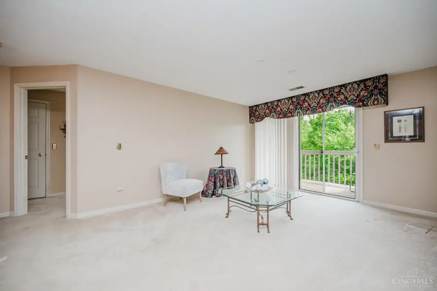 7636 Shawnee Lane #206, West Chester, OH 45069 - Image #3