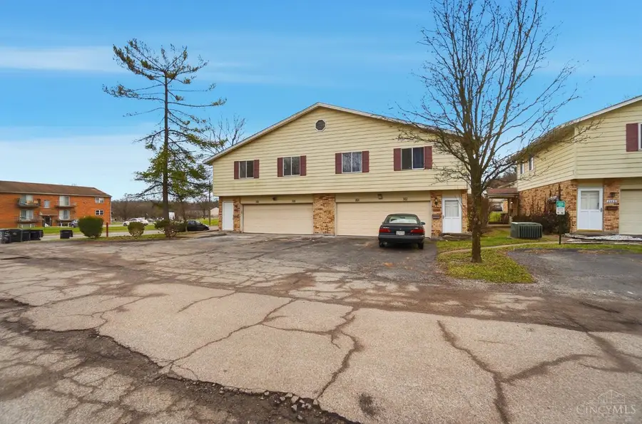 2456 Mustang Drive, Cincinnati, OH 45211 - Image #2