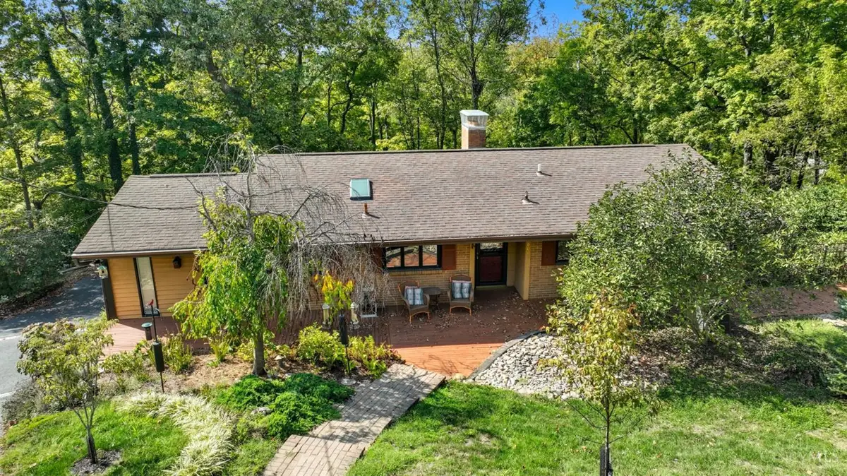 5800 Cherokee Drive, Madeira, OH 45243 - Image #1