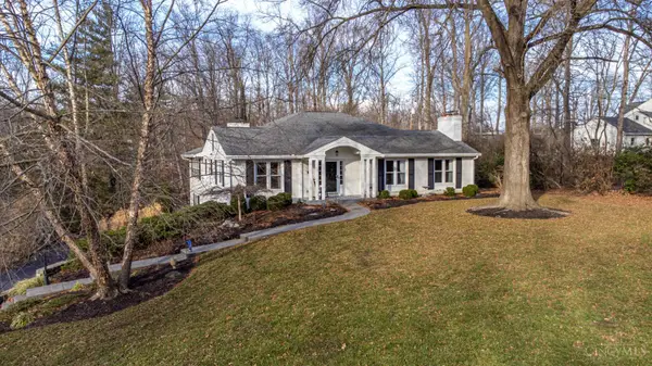 8190 S Clippinger Drive, Indian Hill, OH 45243