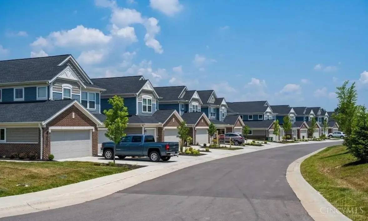 4377 Waters Edge Lane, Lebanon, OH 45036 - Image #1