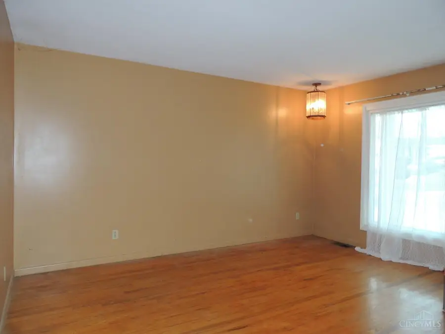 567 Brunswick Drive, Forest Park, OH 45240 - Image #3