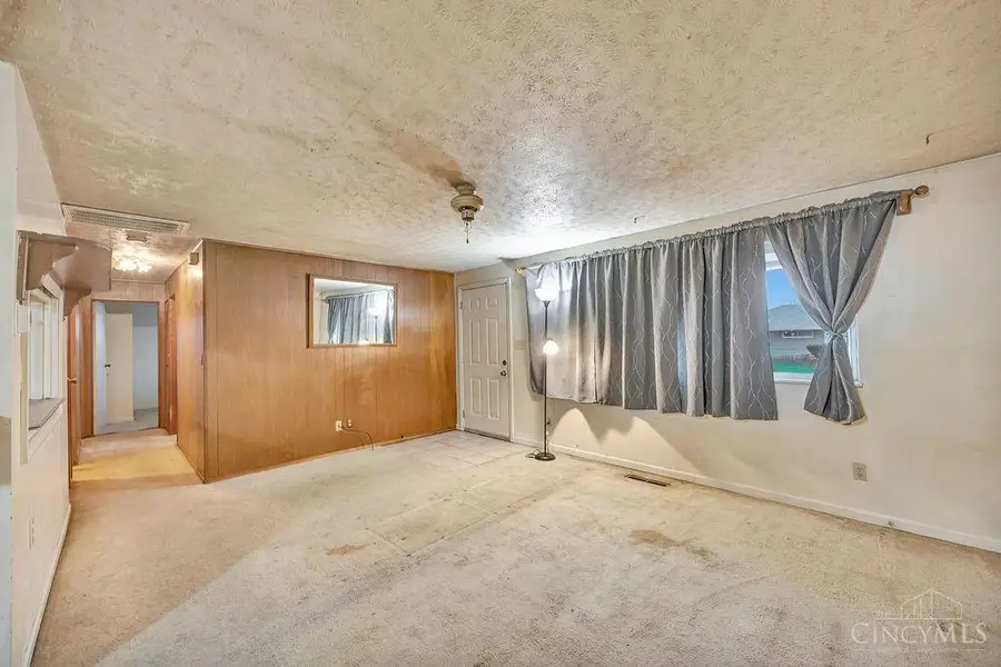 4300 Lambeth Drive, Huber Heights, OH 45424 - Image #2