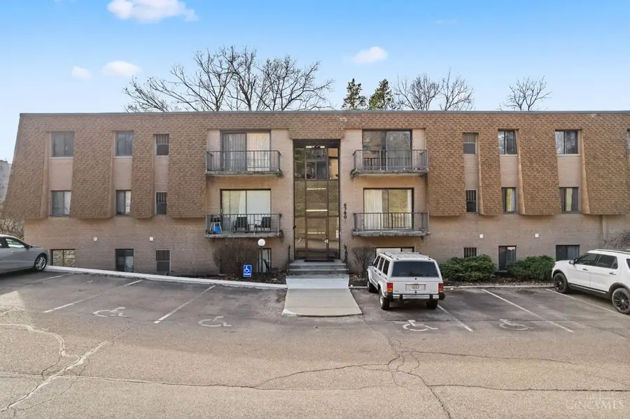 6780 Harrison Avenue #84, Green Township, OH 45247 - Image #2