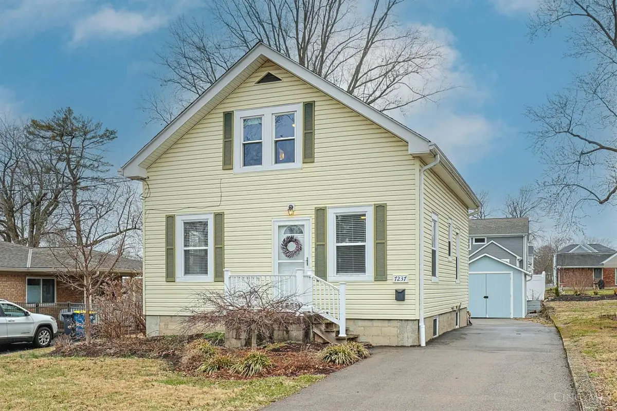 7237 Osceola Drive, Madeira, OH 45243 - #1