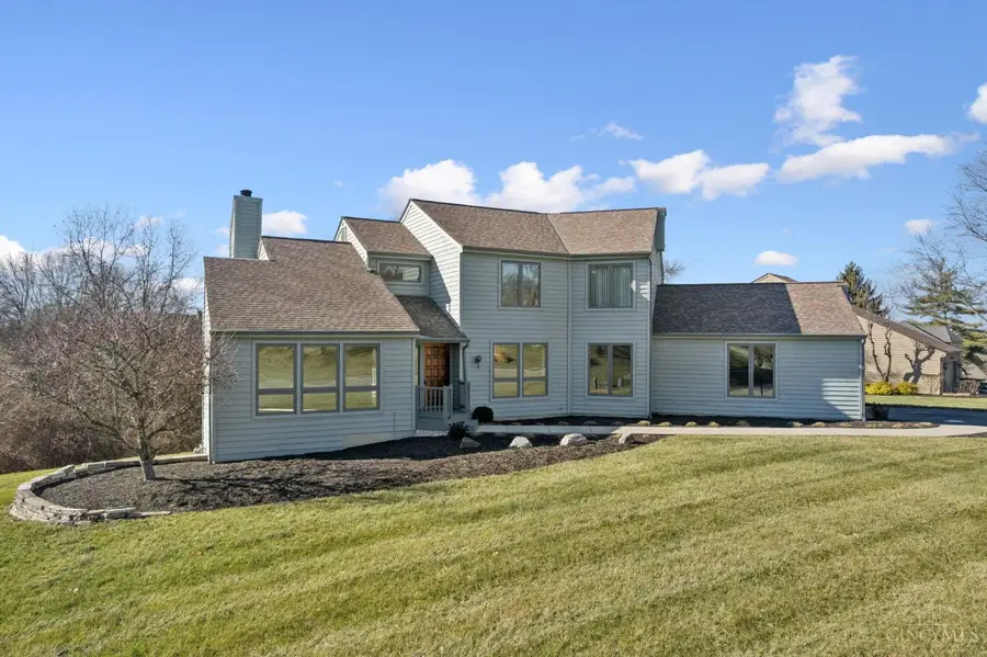 10301 Giverny Boulevard, Evendale, OH 45241 - Image #3
