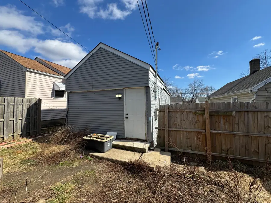 1431 Parkamo Avenue, Hamilton, OH 45011 - #3