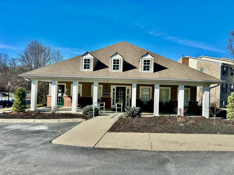 5473 Michelles Oak Court #5473K, Green Township, OH 45248 - Image #2