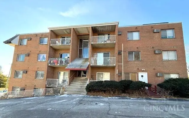 4117 North Bend Road #3, Cheviot, OH 45211 - Image #1