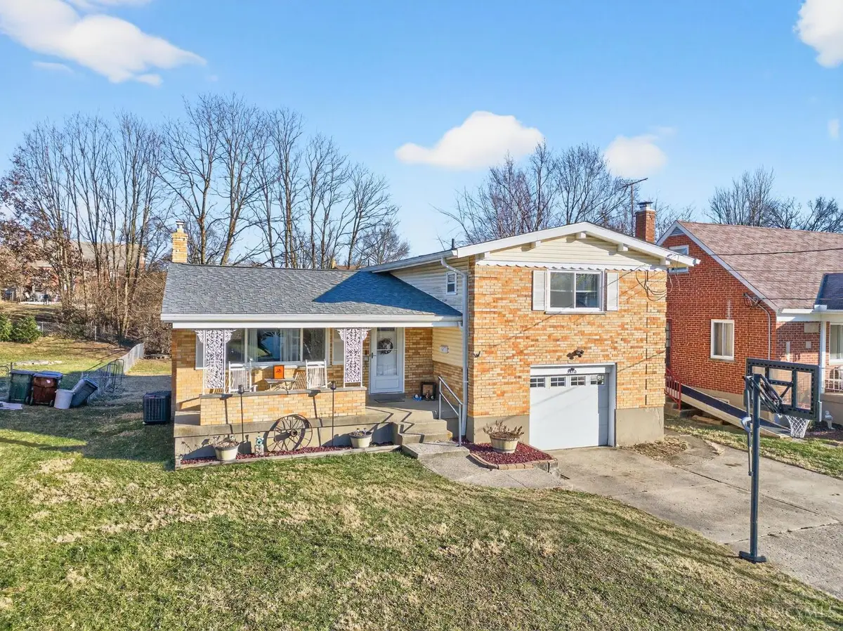 3350 Cresentview Lane, Green Township, OH 45248 - Image #1